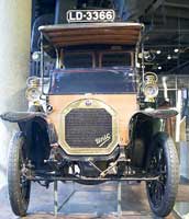 Taxi, 1908 &copy; Meena Julien